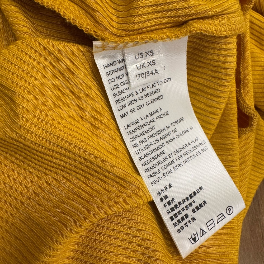 Free People Shimmy Shake Low Back Top Yellow Gold Size XS - Picture 9 of 10